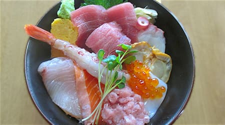 海鮮丼寿司
